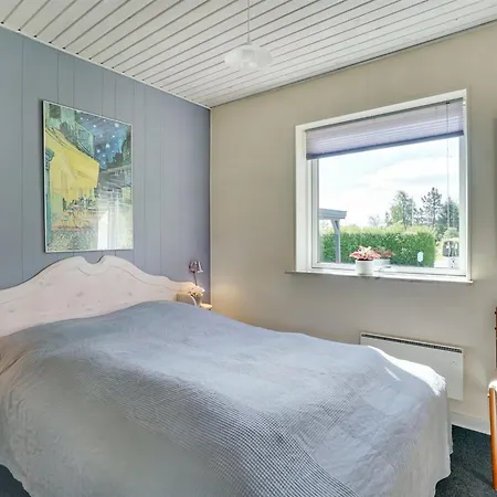 Suni - 400m From The Sea By Interhome