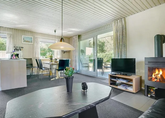 Suni - 400m From The Sea By Interhome 펜션 *